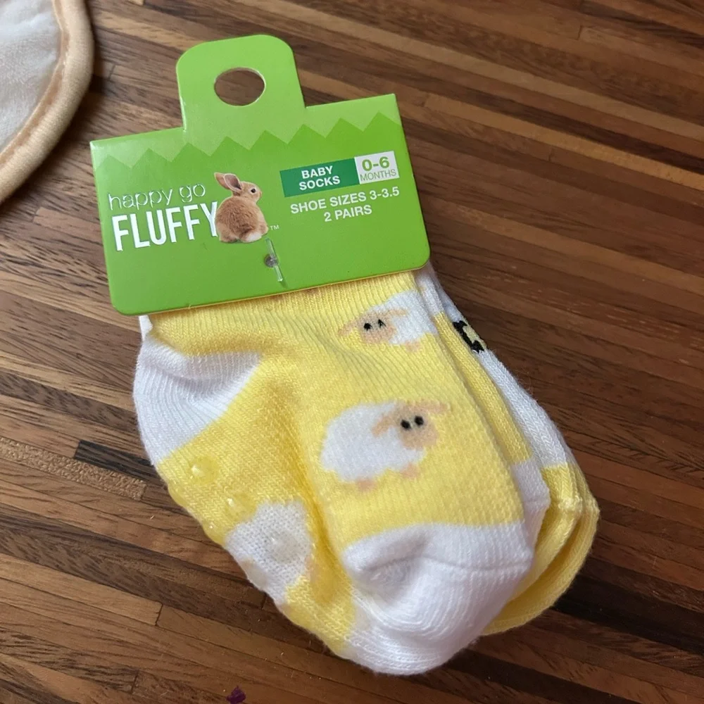 Happy Go Fluffy Baby Easter Set — Bib + 2 Pairs of Socks